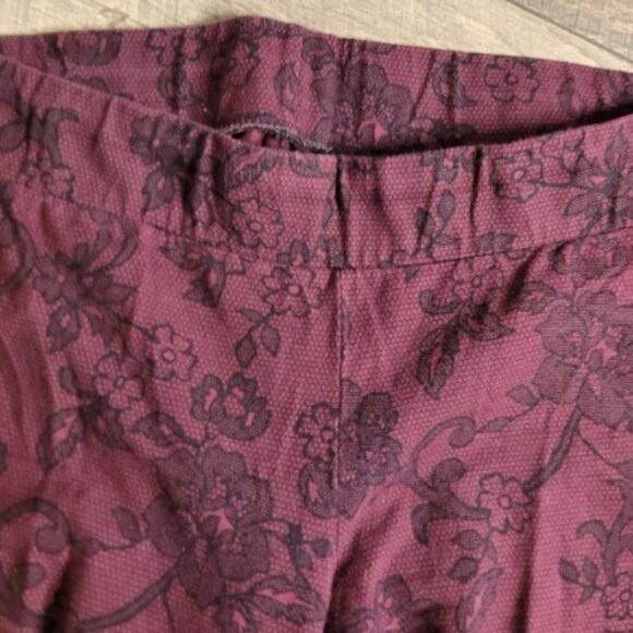 2 for $20 Torrid Purple Lace Print Leggings - Picture 7 of 9